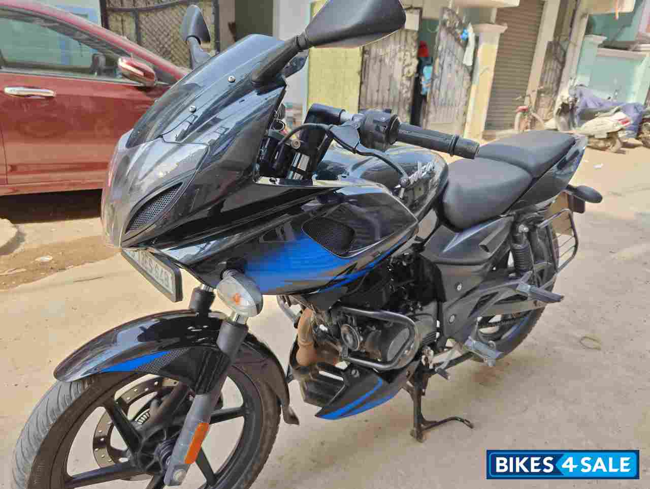 Bajaj Pulsar 220F BS6 Bajaj Pulsar 220F BS6