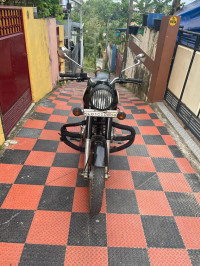 Black Royal Enfield Classic 350