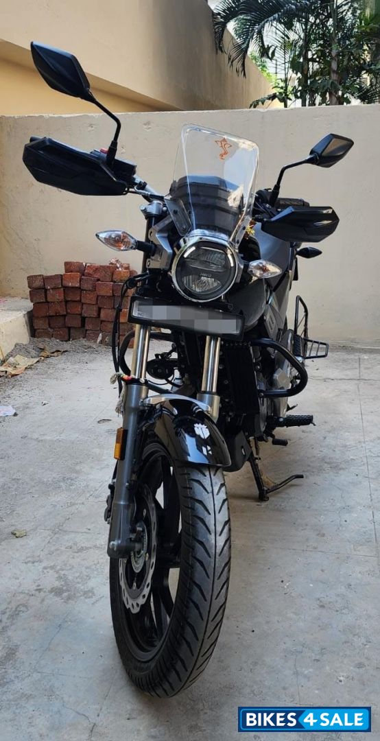 Black Hero XPulse 200T Black Hero XPulse 200T