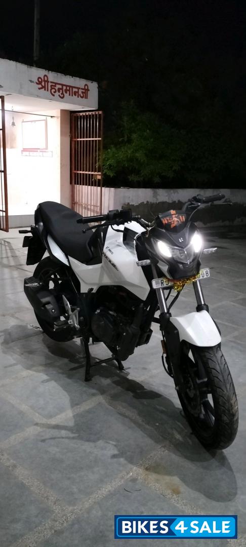 Hero Xtreme 160R BS6 Hero Xtreme 160R BS6