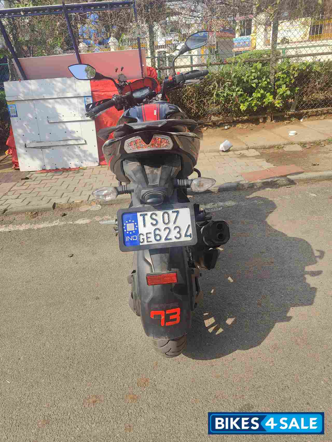 Black TVS Apache RTR 200 4V ABS Race Edition 2.0 Black TVS Apache RTR 200 4V ABS Race Edition 2.0