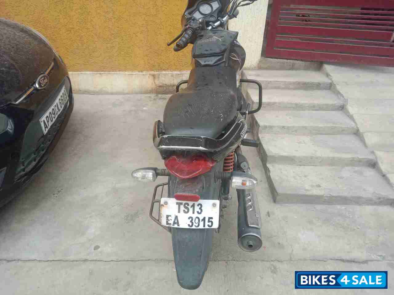 Mahindra Centuro Mahindra Centuro