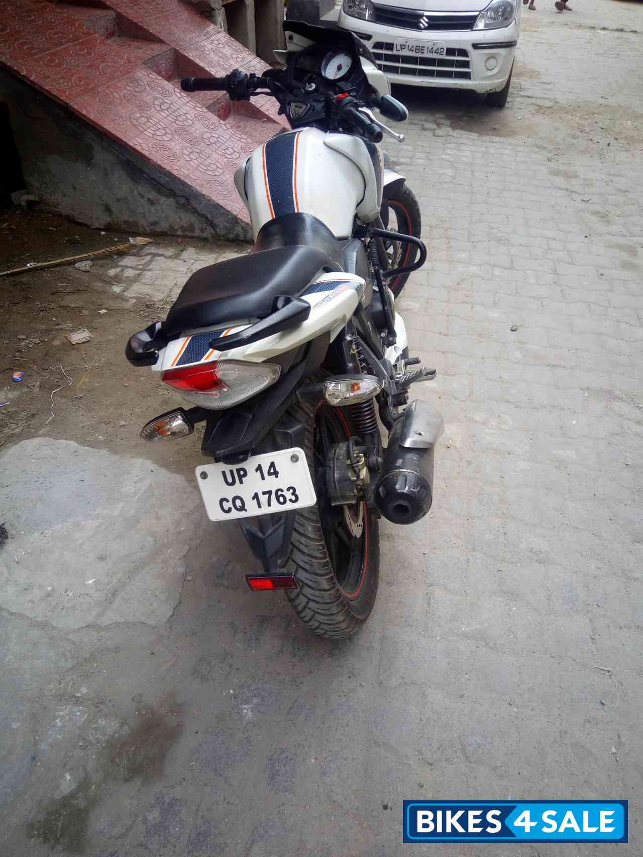TVS Apache RTR 160 TVS Apache RTR 160
