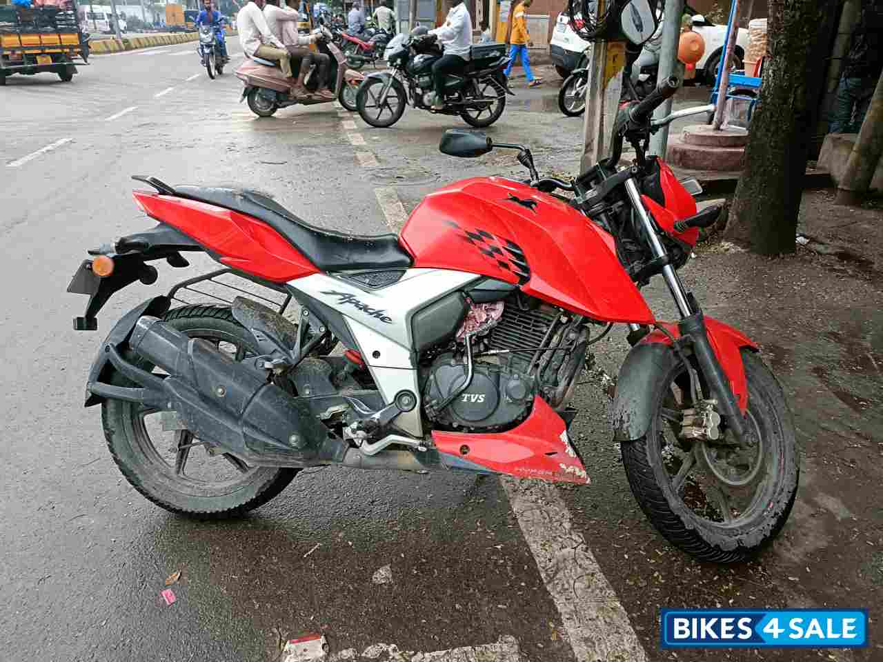 TVS Apache RTR 160 4V TVS Apache RTR 160 4V