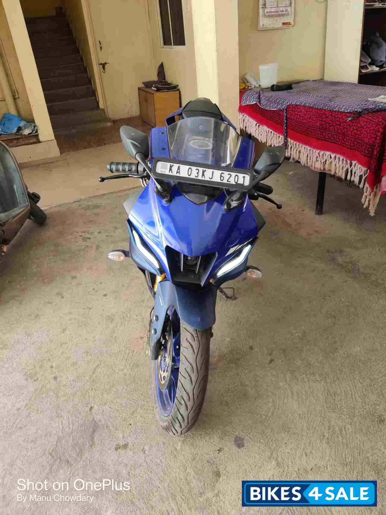 Blue Yamaha R15 V4