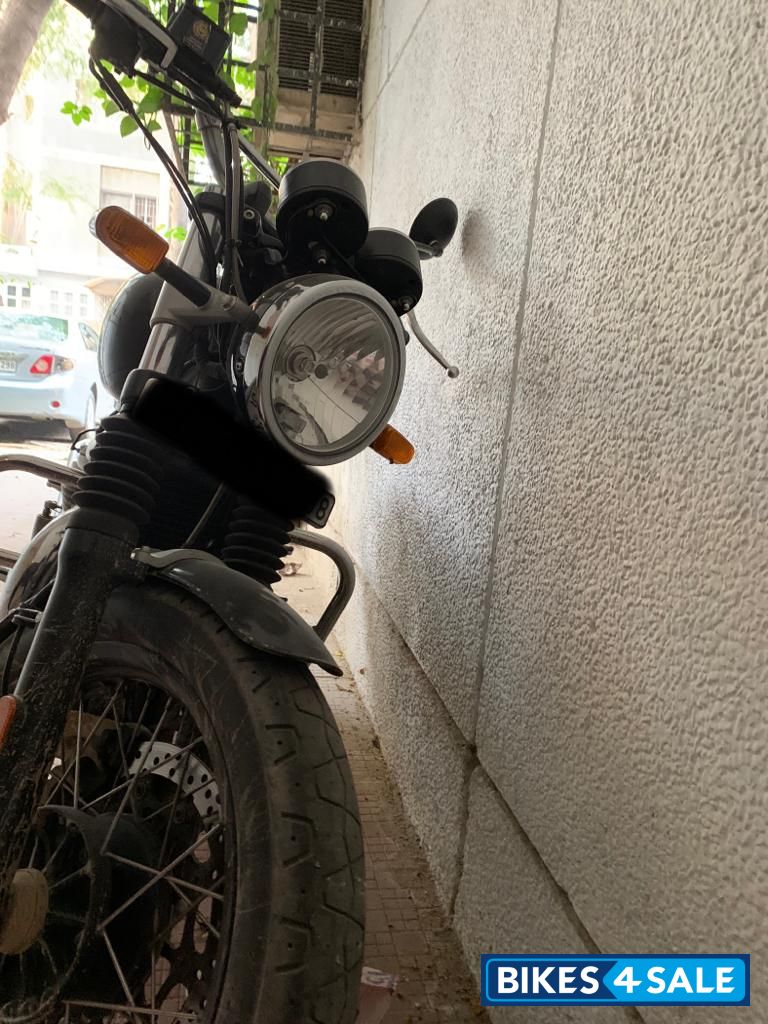 Ravishing Red Royal Enfield Interceptor 650 Twin Ravishing Red Royal Enfield Interceptor 650 Twin