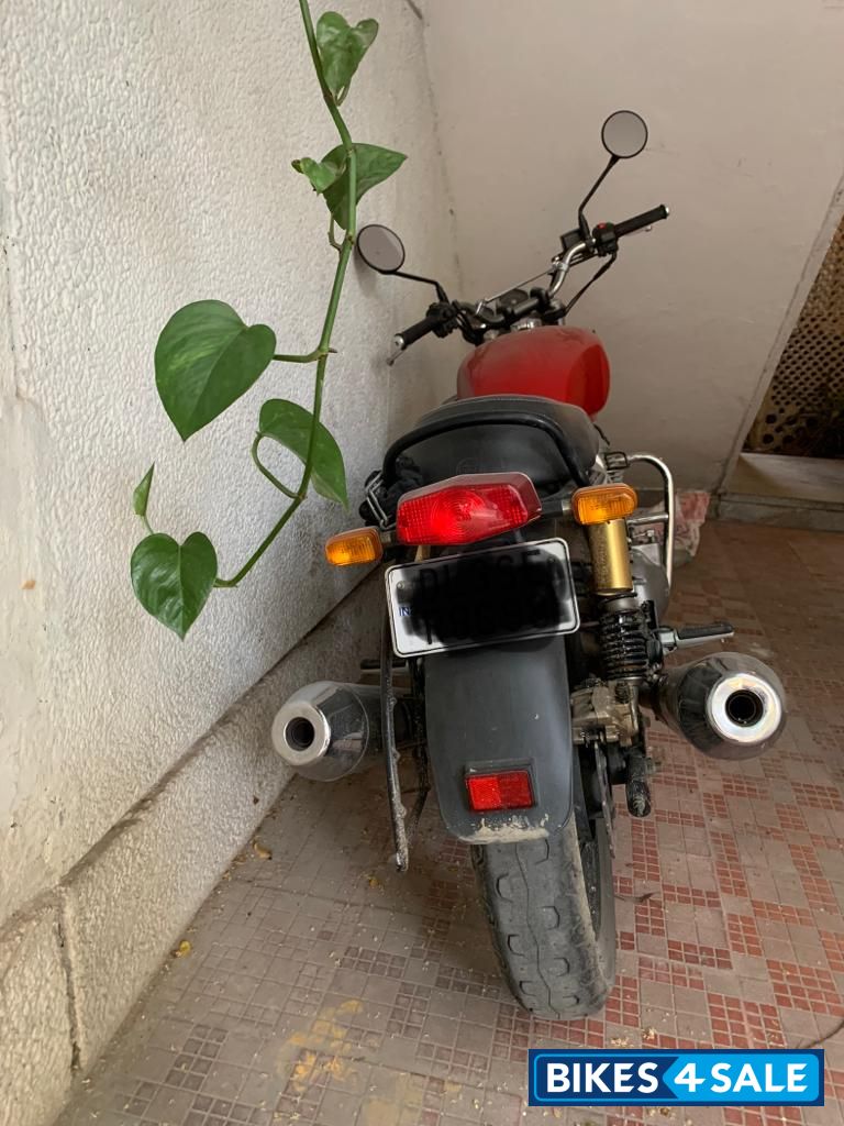 Ravishing Red Royal Enfield Interceptor 650 Twin Ravishing Red Royal Enfield Interceptor 650 Twin