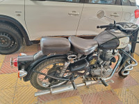 Black Royal Enfield Bullet Standard 350