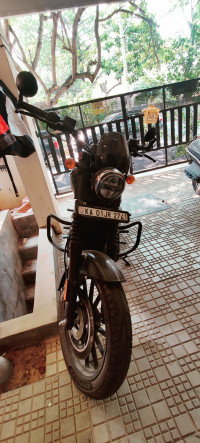 Yezdi Roadster Dual Tone