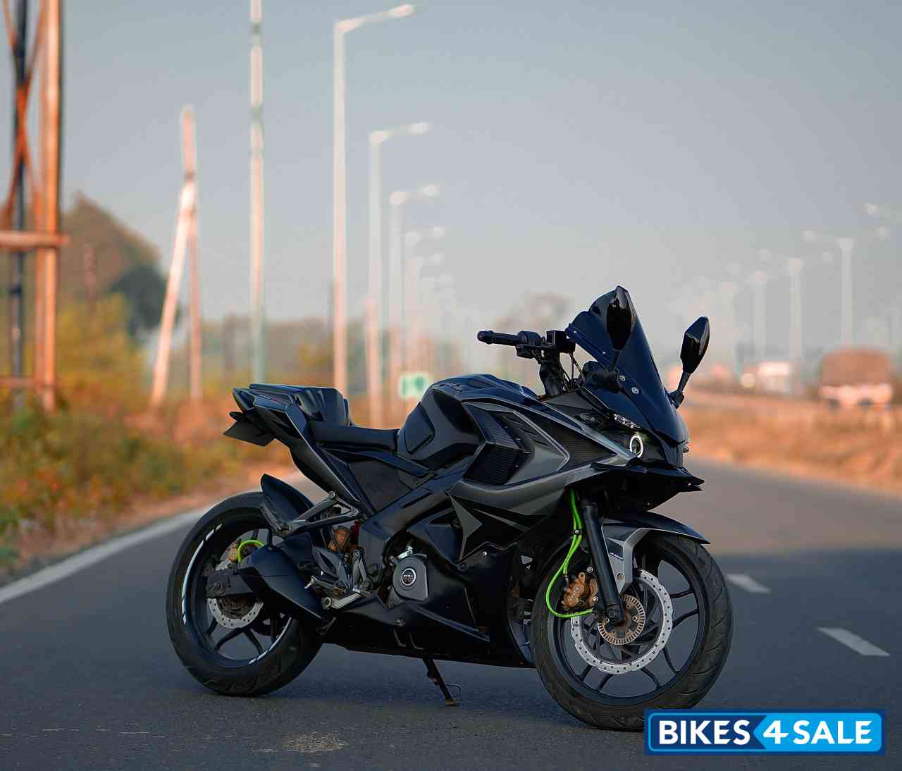 Space Grey Bajaj Pulsar RS 200 ABS Space Grey Bajaj Pulsar RS 200 ABS