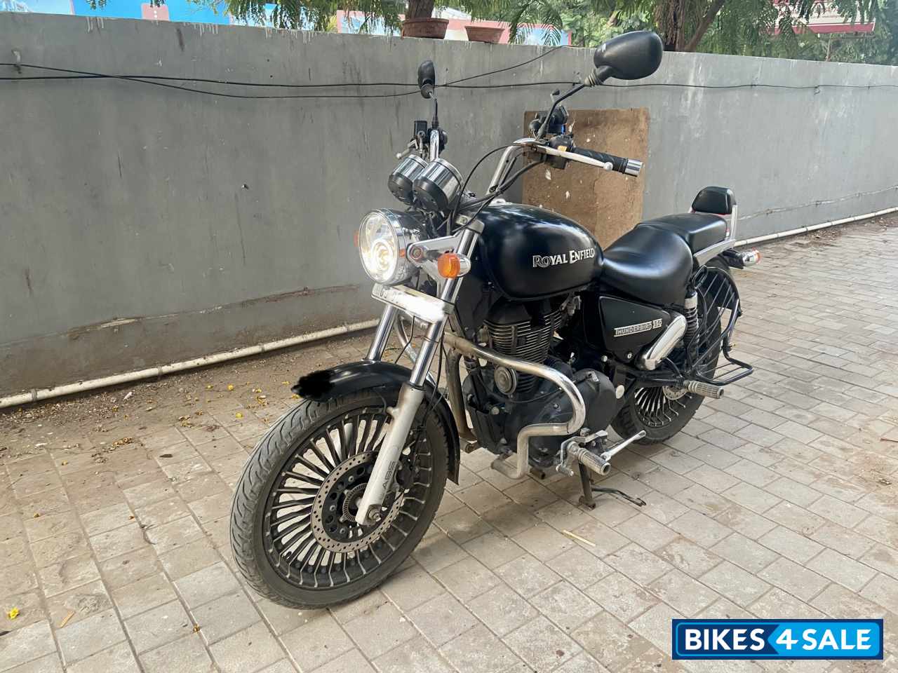 Royal Enfield Thunderbird 350 Royal Enfield Thunderbird 350