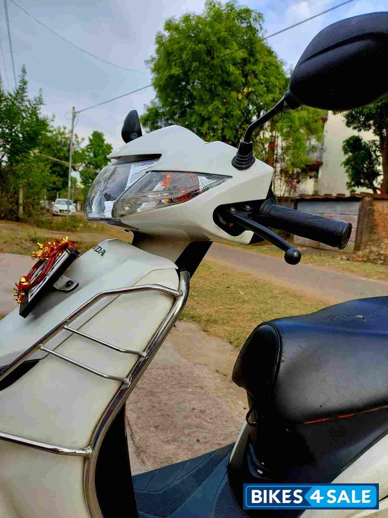 Pa White Honda Activa 3G