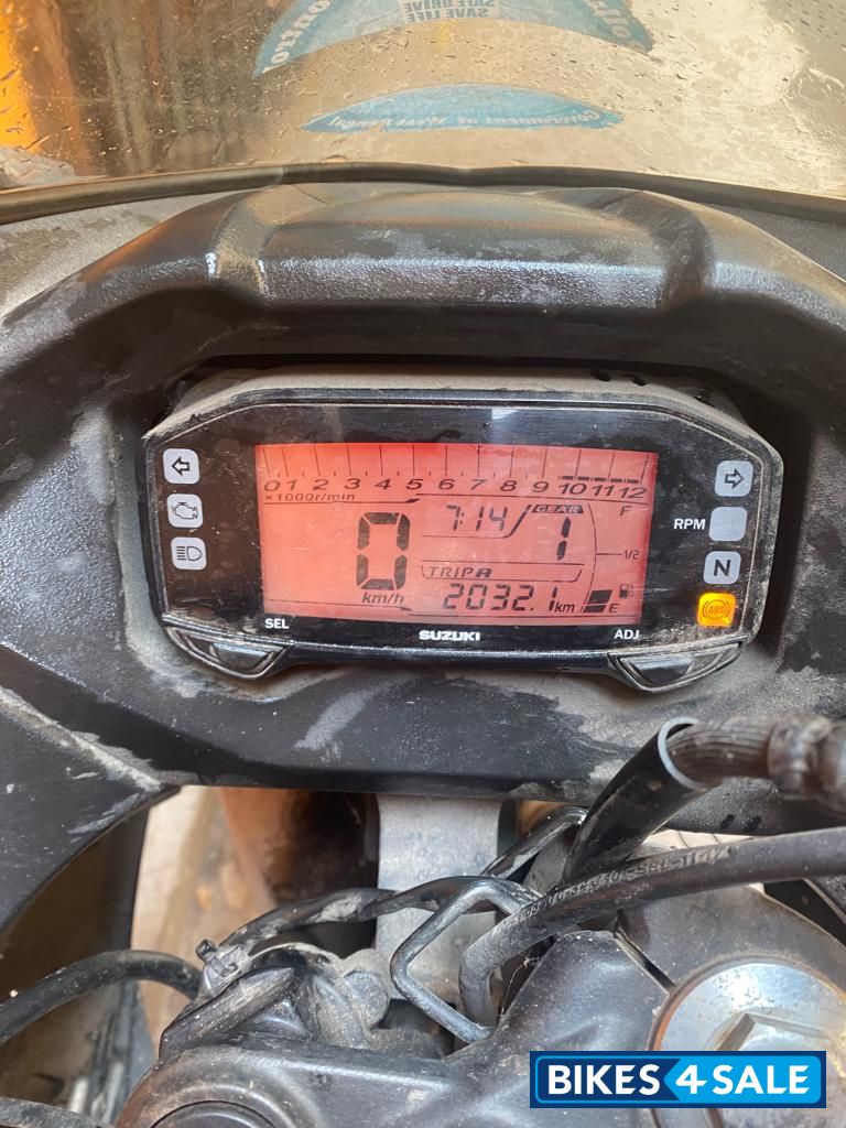 Suzuki Gixxer SF Fi Suzuki Gixxer SF Fi