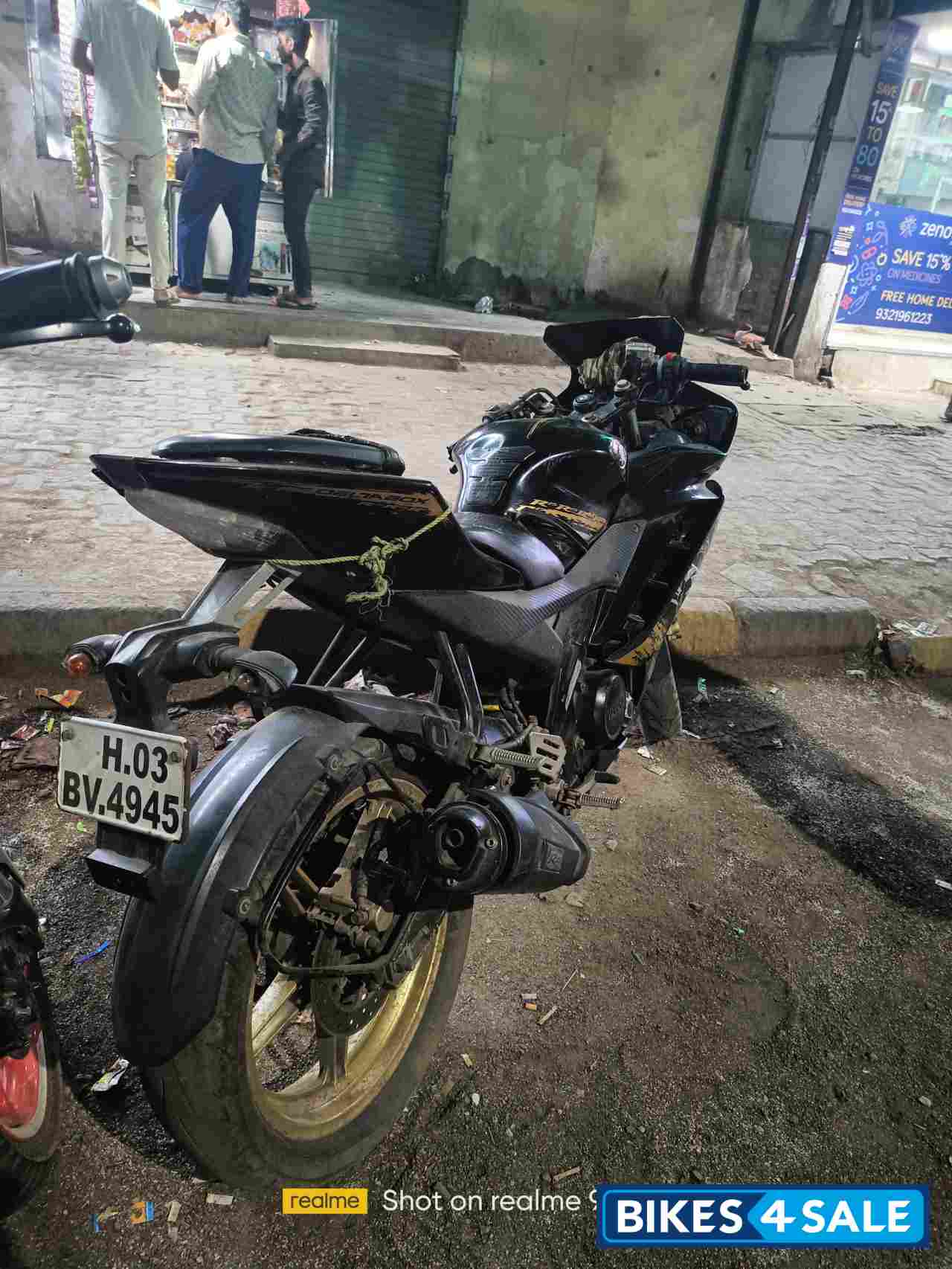 Yamaha YZF R15 V2 Yamaha YZF R15 V2