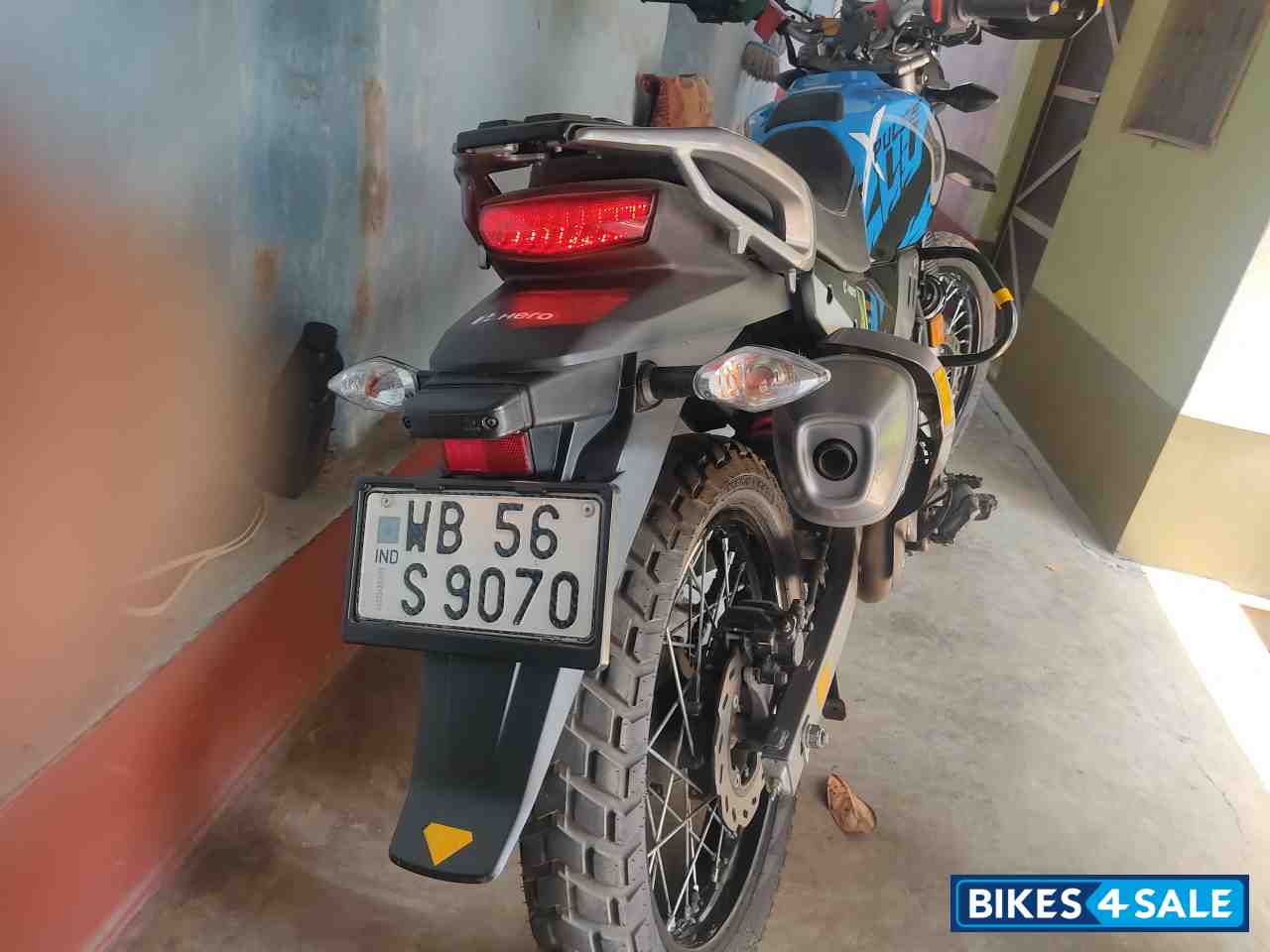 Blue-black Hero Xpulse 200 4V Blue-black Hero Xpulse 200 4V