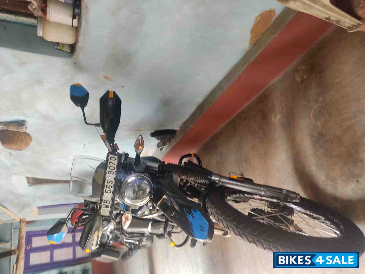 Blue-black Hero Xpulse 200 4V Blue-black Hero Xpulse 200 4V