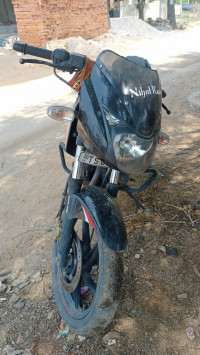 Black And Red Bajaj Pulsar 150 Twin Disc