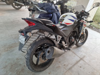 Polar White Honda CBR 250R