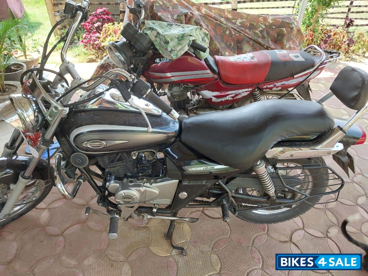 Bajaj Avenger Cruise 220 Bajaj Avenger Cruise 220