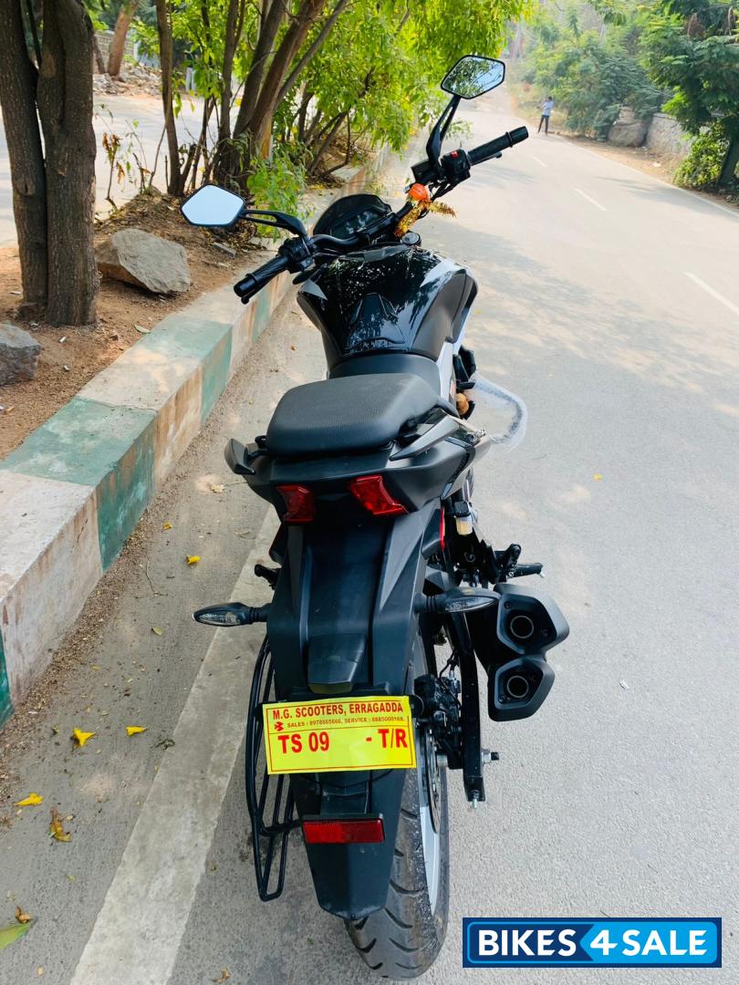 Black And Grey Bajaj Dominar 250 Black And Grey Bajaj Dominar 250