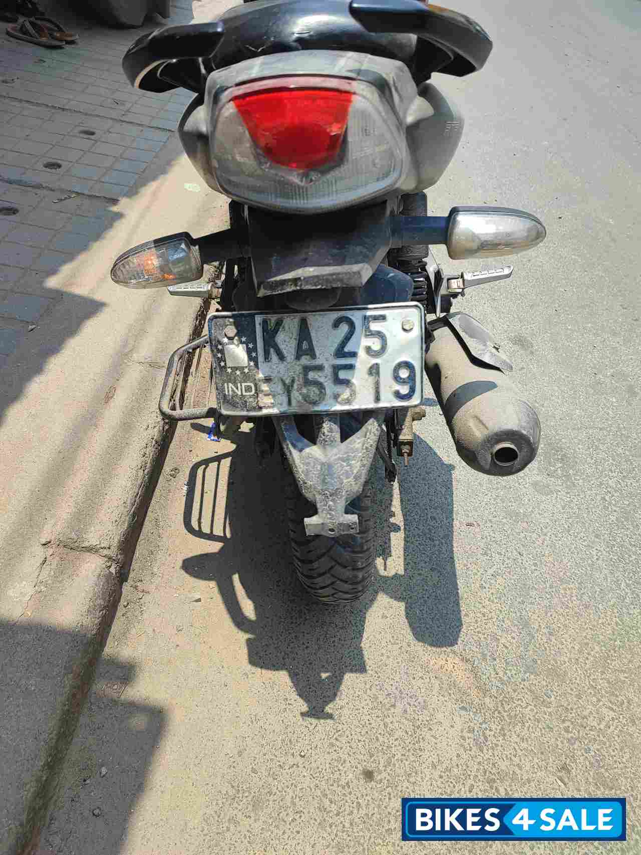 TVS Apache RTR 160 TVS Apache RTR 160