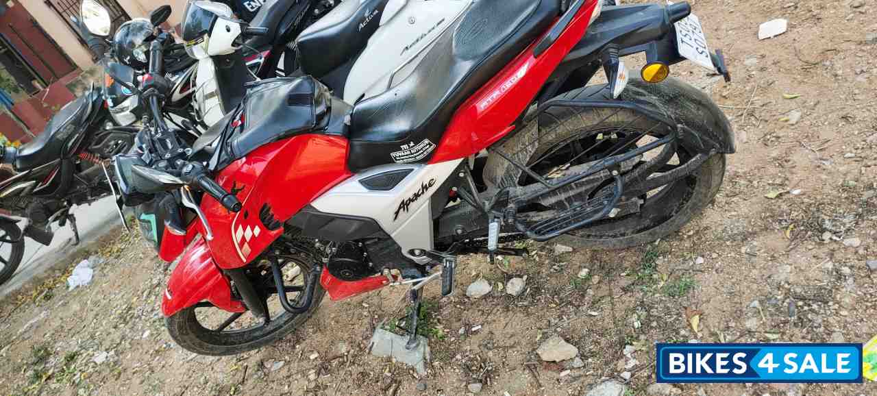TVS Apache RTR 160 4V BS6 TVS Apache RTR 160 4V BS6