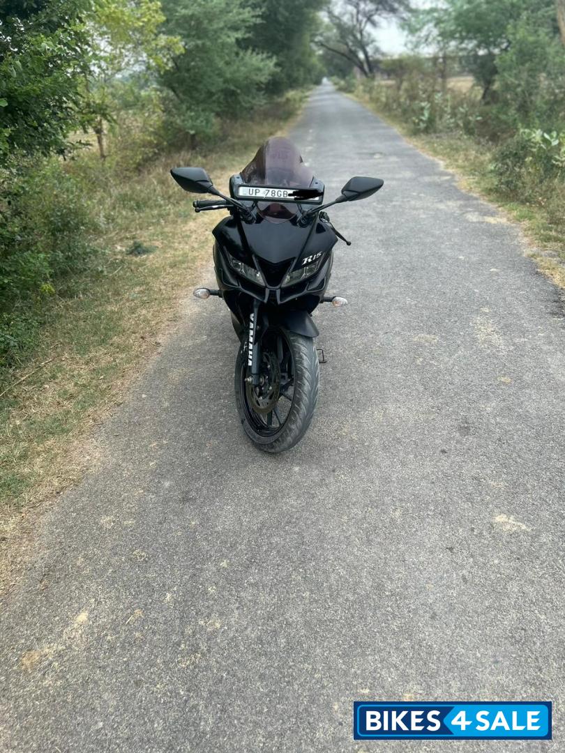 Black Yamaha YZF R15 V3 BS6 Black Yamaha YZF R15 V3 BS6