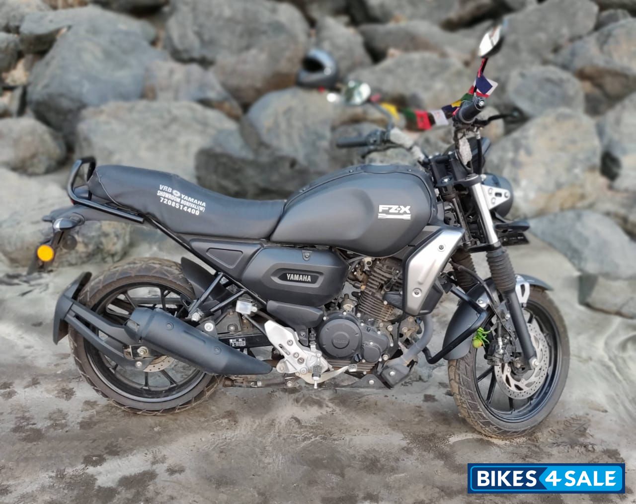 Black Yamaha FZ-X Black Yamaha FZ-X