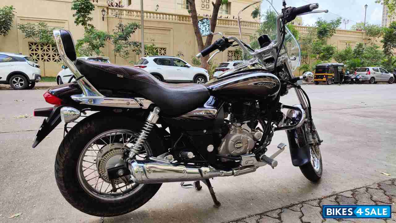 Bajaj Avenger Cruise 220 BS6 Bajaj Avenger Cruise 220 BS6