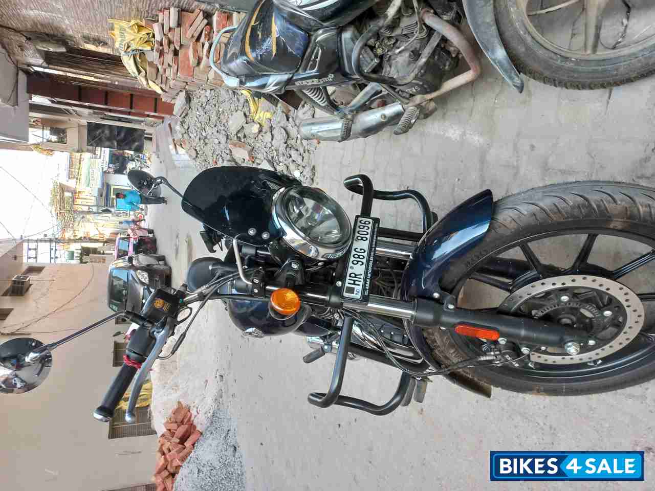 Royal Enfield Meteor 350 Supernova Royal Enfield Meteor 350 Supernova