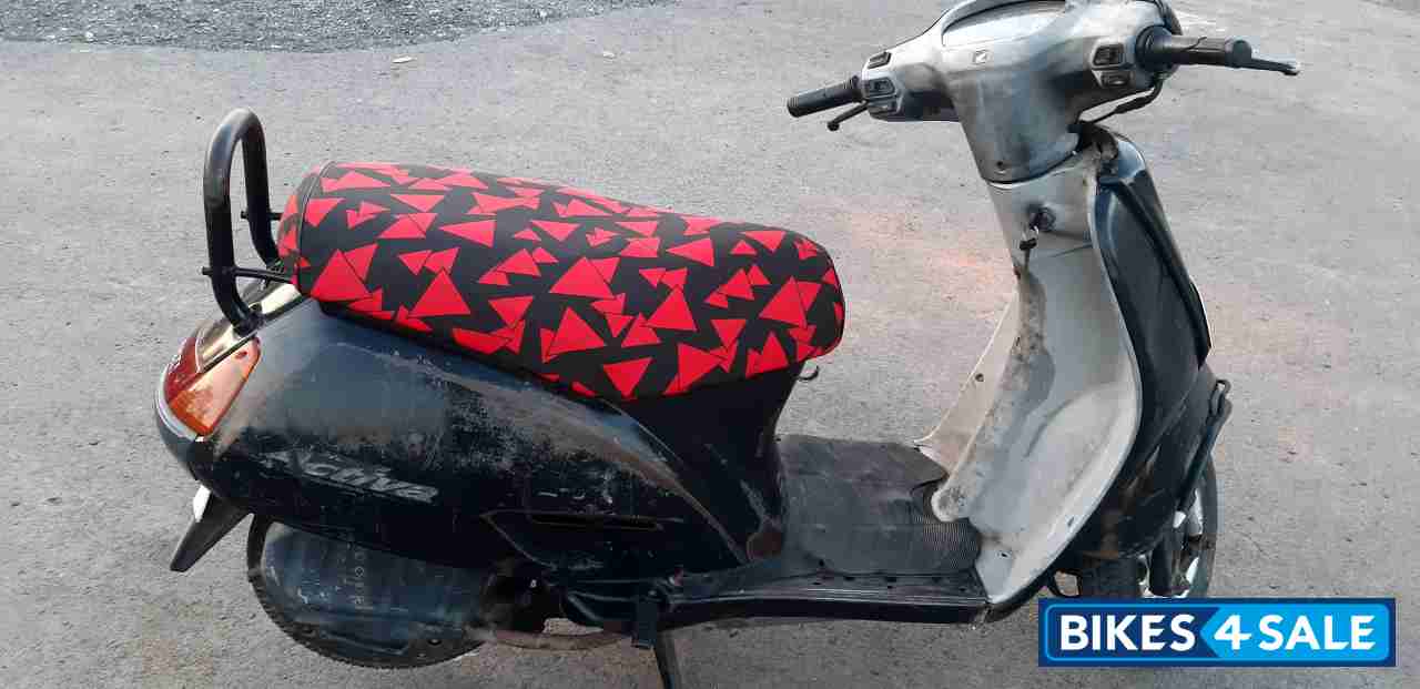 Black Honda Activa Black Honda Activa