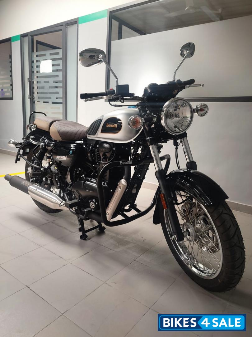 Benelli Imperiale 400 BS6 Benelli Imperiale 400 BS6