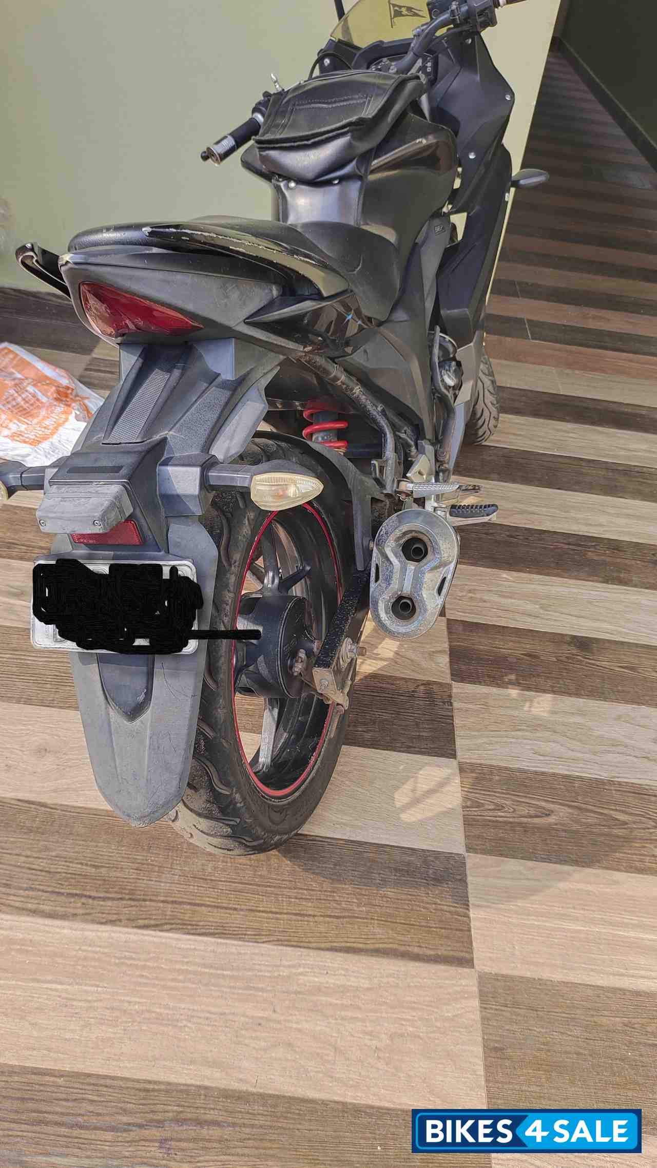 Suzuki Gixxer SF Suzuki Gixxer SF