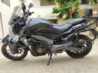 Matte Black Bajaj Dominar 400