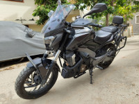 Matte Black Bajaj Dominar 400