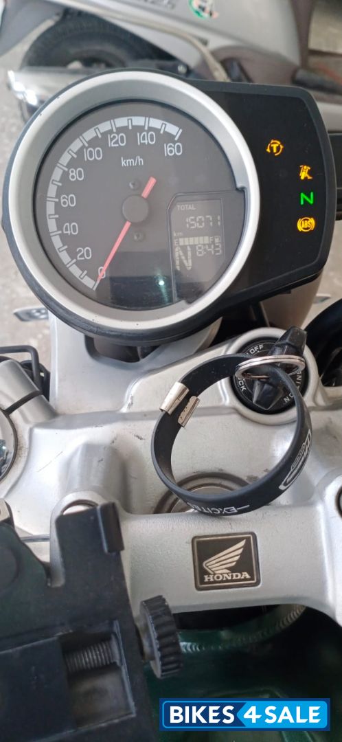 Matte Green Honda Hness CB350 DLX Matte Green Honda Hness CB350 DLX