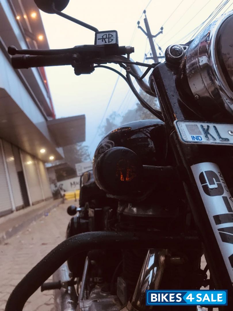 Black Royal Enfield Bullet 350 KS BS6 Black Royal Enfield Bullet 350 KS BS6