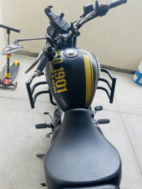 Stellar Black Royal Enfield Meteor 350 Stellar