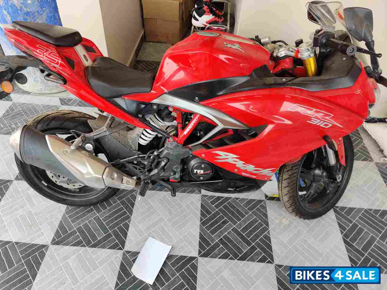 TVS Apache RR 310 TVS Apache RR 310