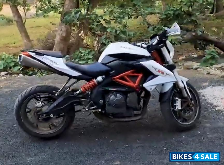 Benelli TNT 600 i Benelli TNT 600 i