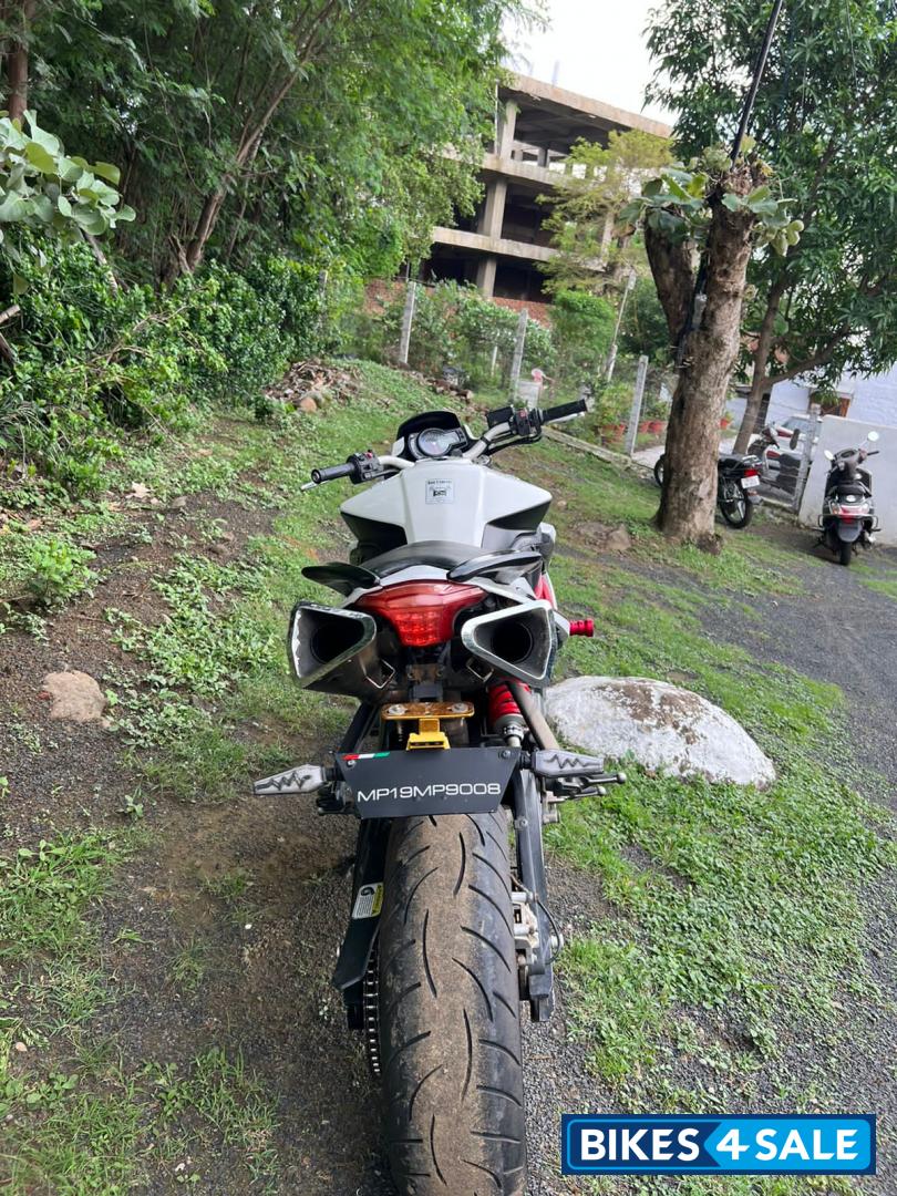 Benelli TNT 600 i Benelli TNT 600 i