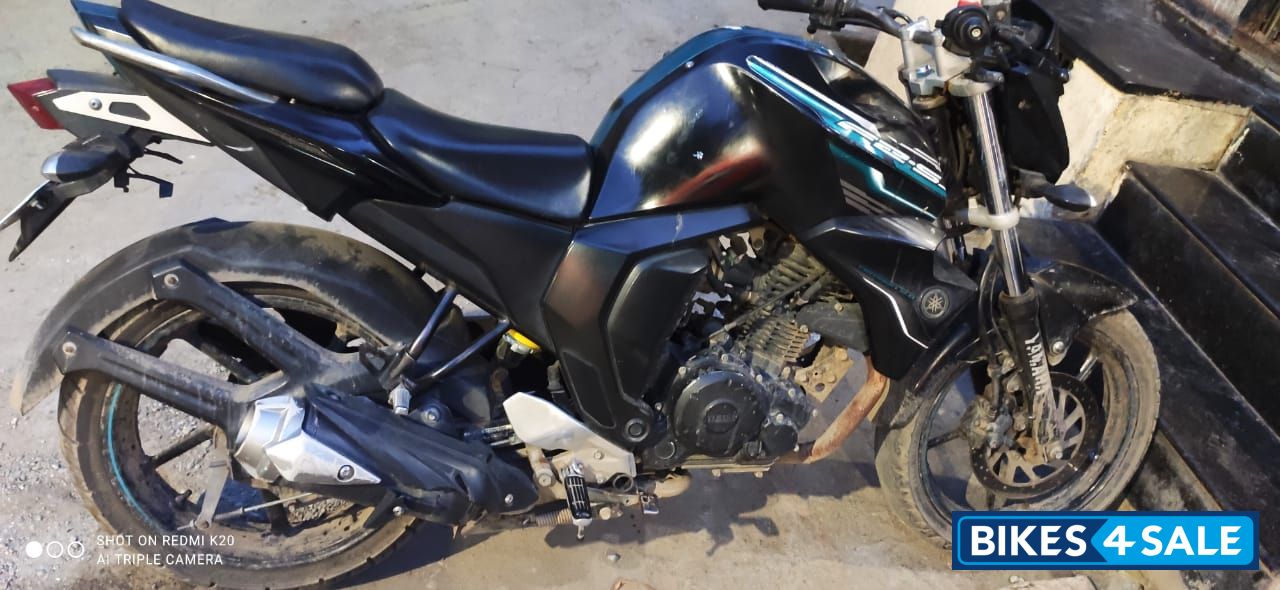 Yamaha FZ-S Yamaha FZ-S