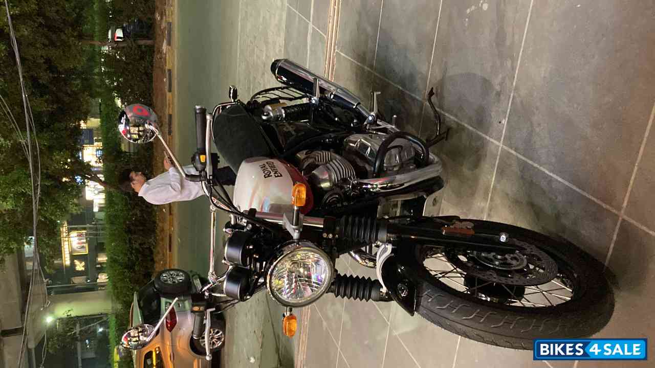 Baker Express Royal Enfield Interceptor 650 Twin Baker Express Royal Enfield Interceptor 650 Twin