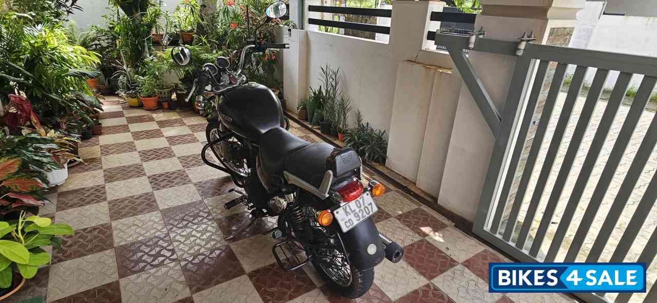 Royal Enfield Thunderbird 350 Royal Enfield Thunderbird 350