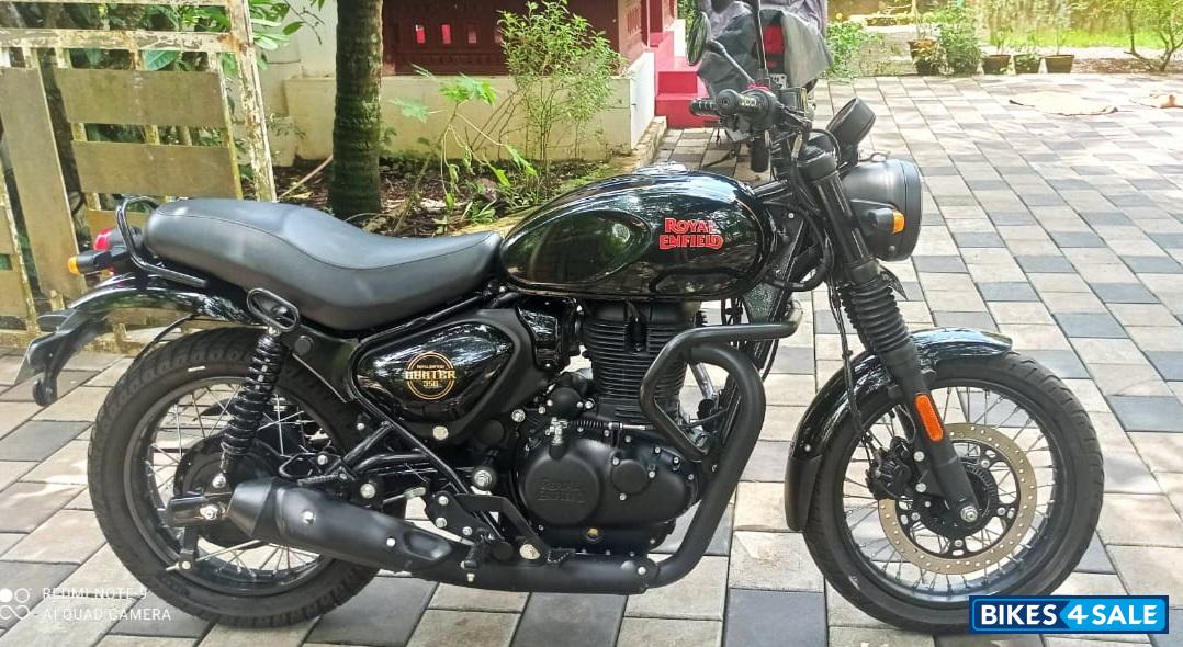 Factory Black Royal Enfield Hunter 350 Retro