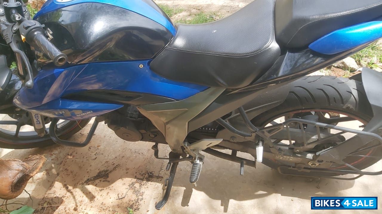 Suzuki Gixxer SF