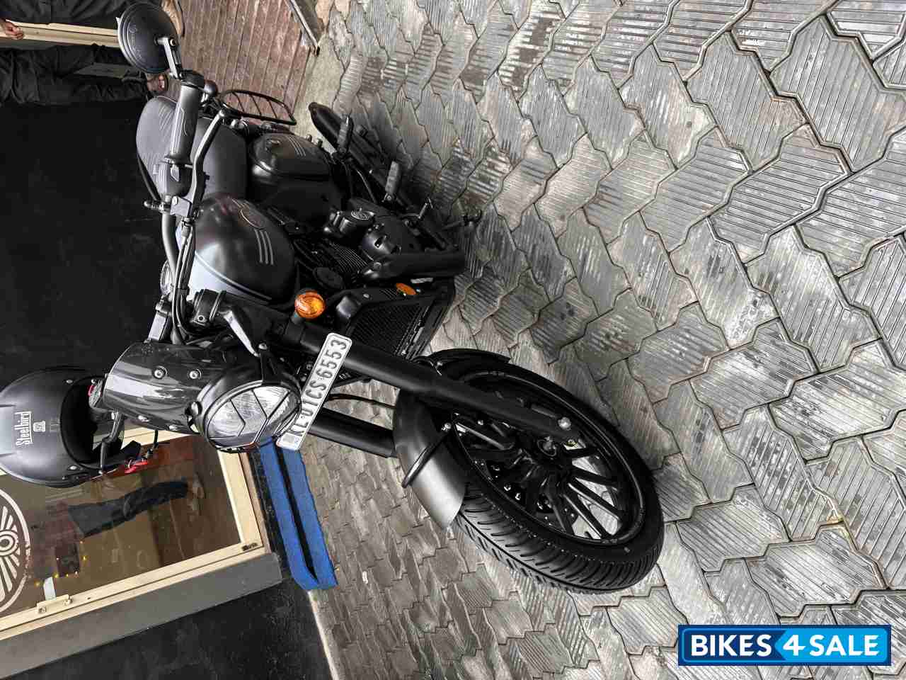 Black Jawa forty two BS6 Black Jawa forty two BS6