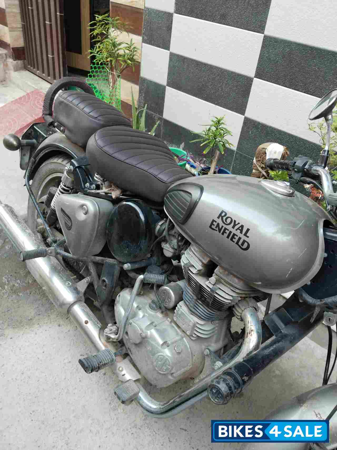 Royal Enfield Classic 350 Royal Enfield Classic 350
