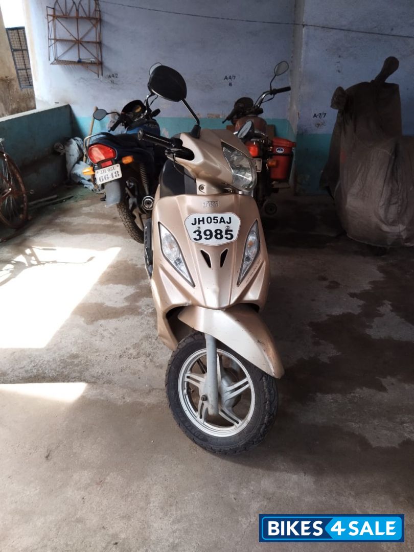 Golden TVS Wego Golden TVS Wego