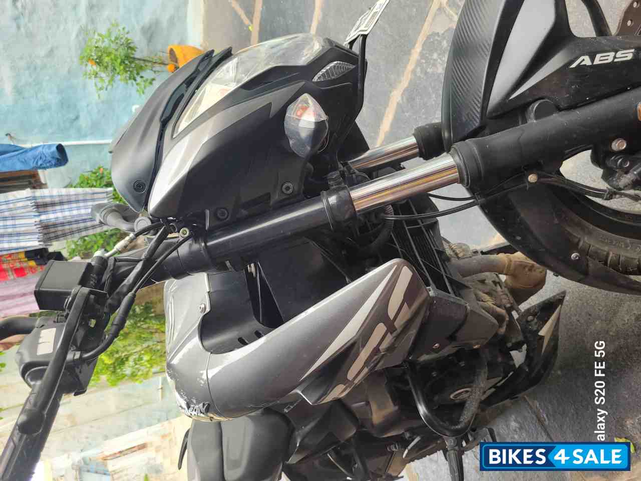 Gray Bajaj Pulsar NS 200 BS6 Gray Bajaj Pulsar NS 200 BS6